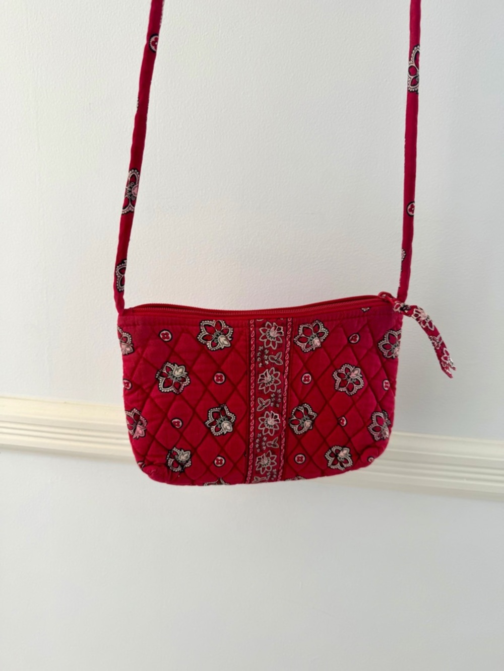Vintage Y2K Vera Bradley Petite Red Bandana Retired Rare Purse